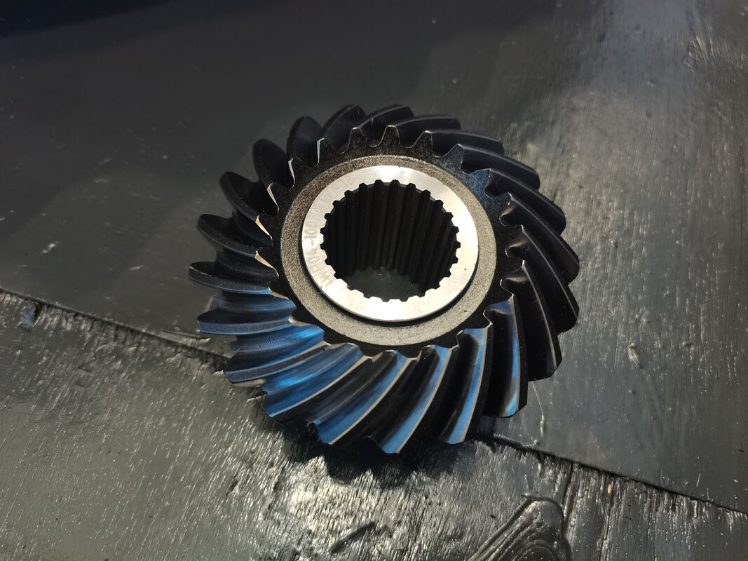 Ruida ความละเอียดสูงขนาดใหญ่ Spiral Bevel Gear สําหรับเครื่องบด เครื่องลดอุปกรณ์เสริม